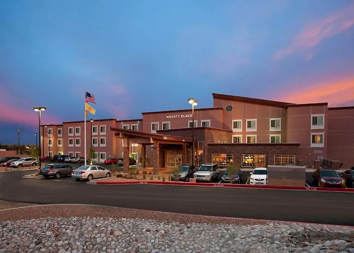 Hotel with Tennis: Hyatt Place Santa Fe